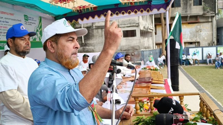 শেখ হাসিনা দেশে ফিরবেন এই কথা পাগলও বিশ্বাস করে না