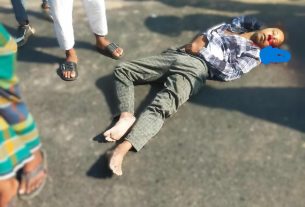 সড়ক দুর্ঘটনায়