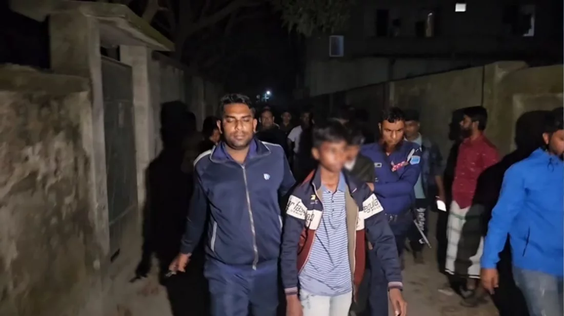 ফোন কেনার জন্য নিজ বাড়িতে ডাকাতির নাটক, ৩ কিশোর গ্রেপ্তার