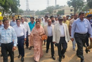 খাদ্যমন্ত্রী